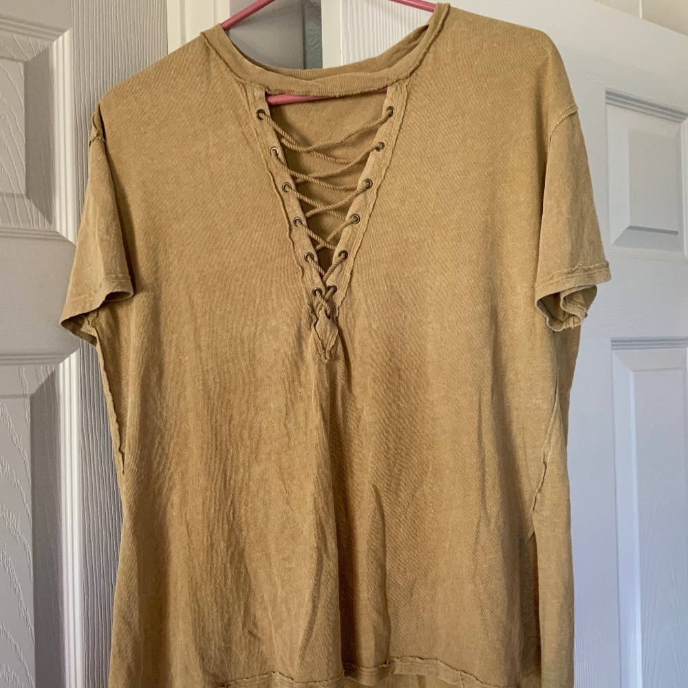We The Free XS shirt